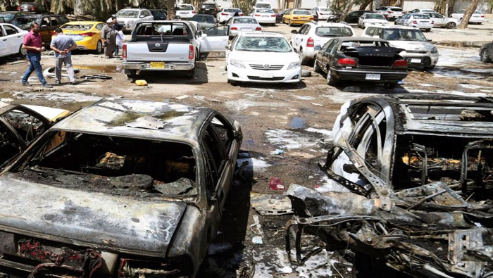 Uno de los carros bomba explotó en el estacionamiento del Hotel Babil