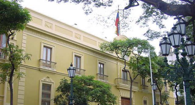 Venezuela reiteró “su práctica abierta y transparente de una diplomacia de paz” al Gobierno español.
