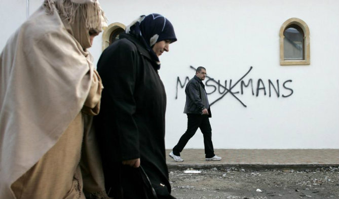La intolerancia y las agresiones contra los musulmanes se incrementa en Europa.