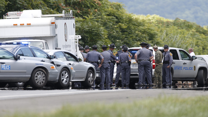 Las autoridades de Virginia acordonaron la zona donde fueron asesinados los profesionales de la comunicación.