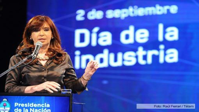 Cristina Fernández felicitó a todos aquellos que invierten en el sector industrial del país.