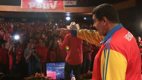 Maduro invitó a mantener vigente el llamado de "unidad, lucha, batalla y victoria", legado por el comandante Hugo Chávez.