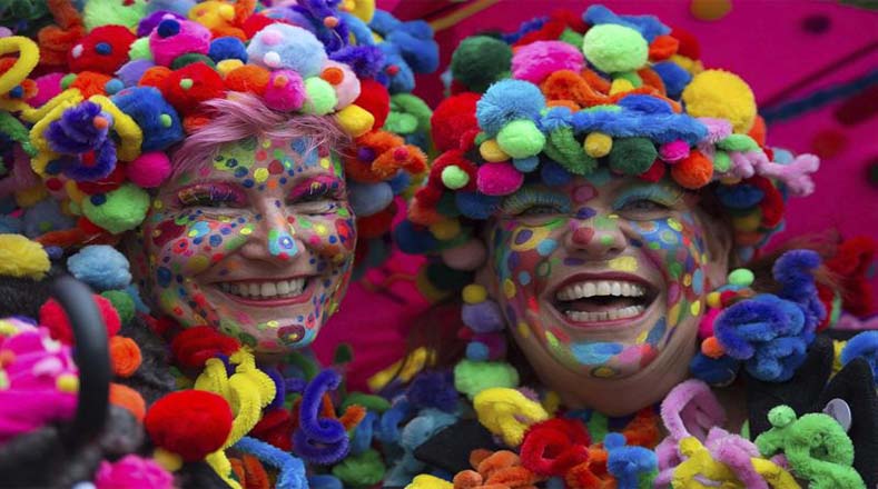 El Carnaval de Colonia es conocido como la quinta estación del año y es considerado como uno de los eventos culturales más importantes de ese país, que datan del siglo XVIII. 