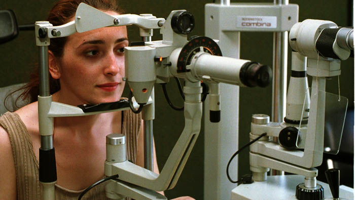 La paciente padecía una ceguera psicológica descrita en 1910 por Sigmund Freud.