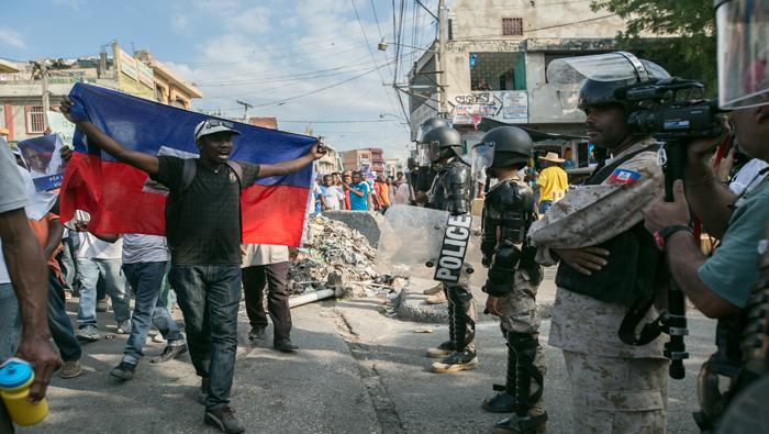 Los haitianos exigen mayor participación política y la no injerencia en los asuntos de la isla.