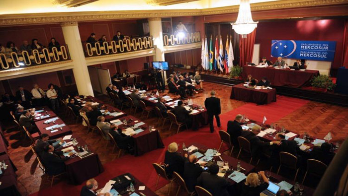 Parlamentarios argentinos del Mercosur dijeron que la acción contra lula 
