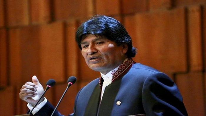 Evo Morales reitera llamado de los movimientos sociales a trabajar en defensa de la paz en la región.
