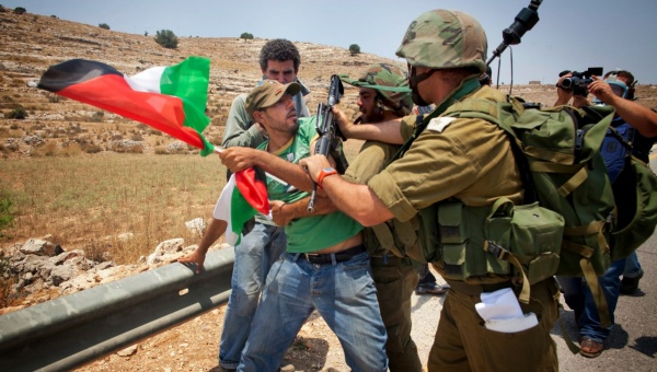 Palestinos continúan siendo víctimas del asedio por parte de las fuerzas israelíes que se mantienen en territorios ocupados (Foto Referencial).