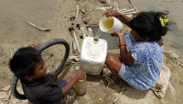 El suministro de agua potable es uno de los grandes problemas que golpea a los Wayuú.