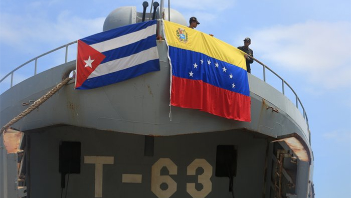 Esta embarcación solidaria de Venezuela servirá para que en poco tiempo Cuba pueda restaurar las vías y edificaciones afectadas.