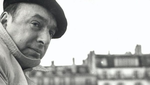 “Neruda el poeta Comunista”