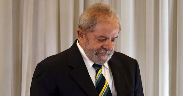 Former Brazilian President Luiz Inacio Lula da Silva arrives at a news conference with international media in Sao Paulo, Brazil, March 28, 2016.