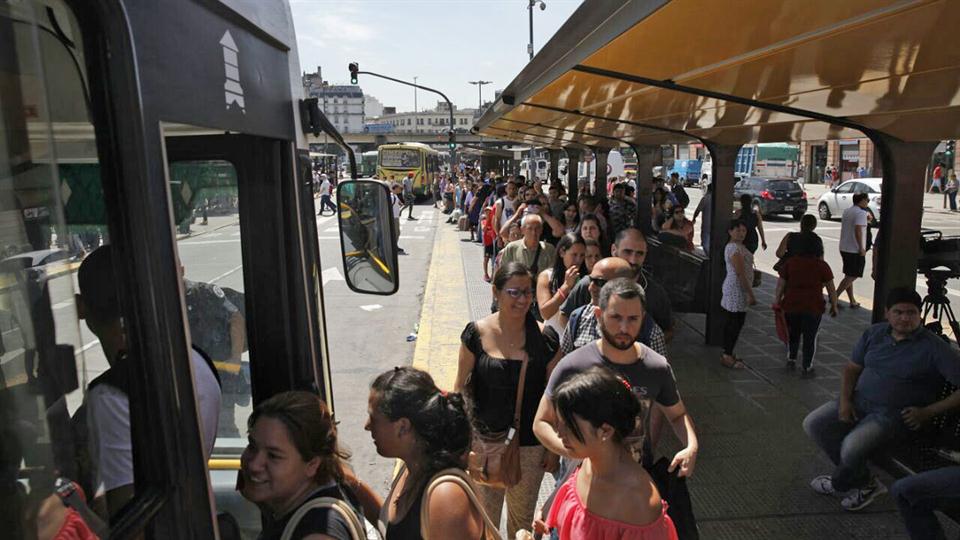 La situación ha afectado al millón de personas que usan a diario el metro.