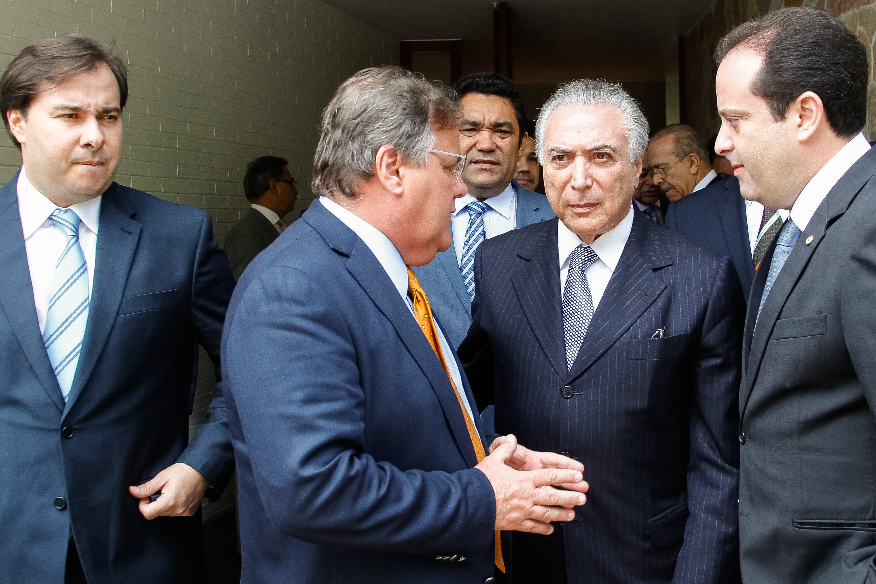 Geddel Vieira Lima, segundo de izquierda a derecha, junto a Michel Temer.