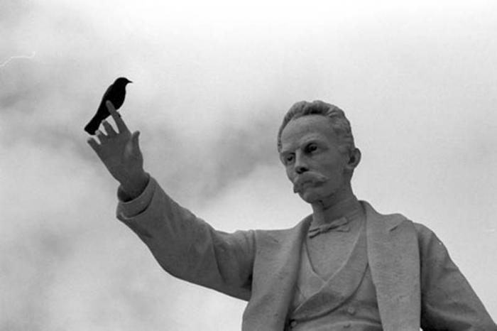 Homenaje a José Martí, al cumplirse 164 años de su natalicio.