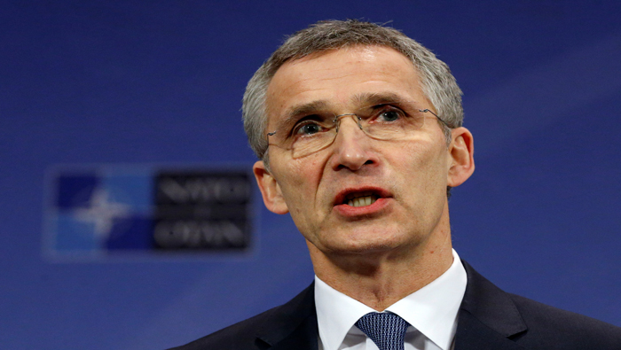 El secretario general de la OTAN, Jens Stoltenberg, afirmó que debe mantenerse una política de contención hacia Rusia.