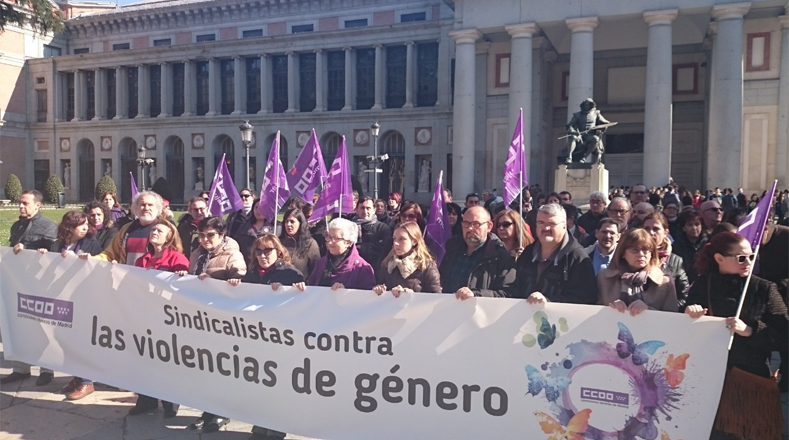 Las integrantes de la Asociación Ve-la Luz aseguran que no se moverán de la Puerta del Sol hasta que el Gobierno español no responda.