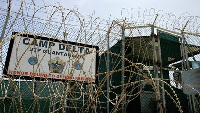 Tump prometió ampliar la cárcel de Guantánamo y llenarla de 
