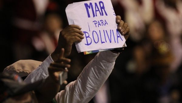 Bolivia pierde entre 400 y 1.000 millones de dólares al año por no tener salida soberana al mar.