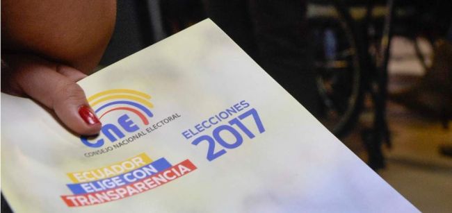 Los ecuatorianos están llamados a una segunda vuelta electoral este próximo 2 de abril para elegir al próximo presidente de ese país.