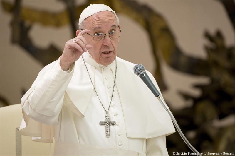 Francisco, el primer papa no europeo, criticó la actual pérdida de valores que hay en el continente.