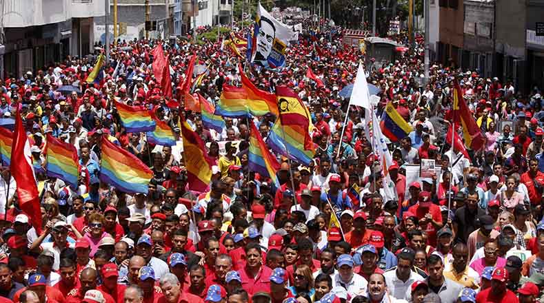 Marchas del oficialismo y la oposición en Venezuela