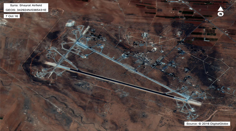 Shayrat no es una base aérea de gran tamaño, pero su ubicación es importante, al estar a 40 kilómetros de la ciudad de Homs, casi en el centro del país.  