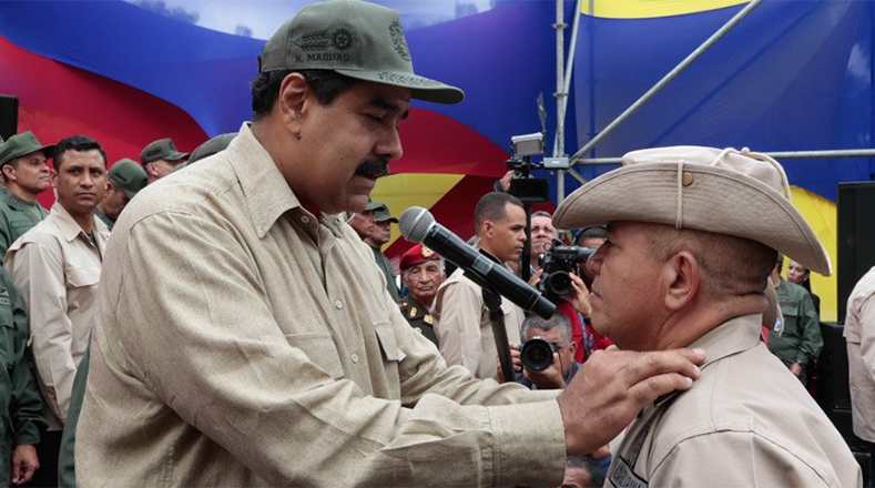 Maduro entregó ascensos a integrantes de la Milicia Nacional Bolivariana.