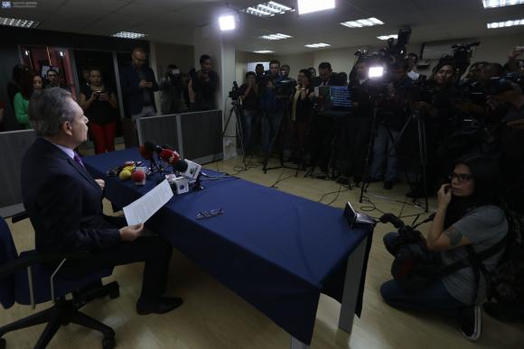 La Superintendencia de la Información y Comunicación de Ecuador sancionó a siete medios por censura previa.