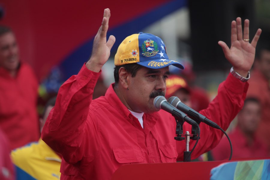 Maduro insiste en sus llamados al diálogo a la oposición venezolana y evitar la violencia en el país.