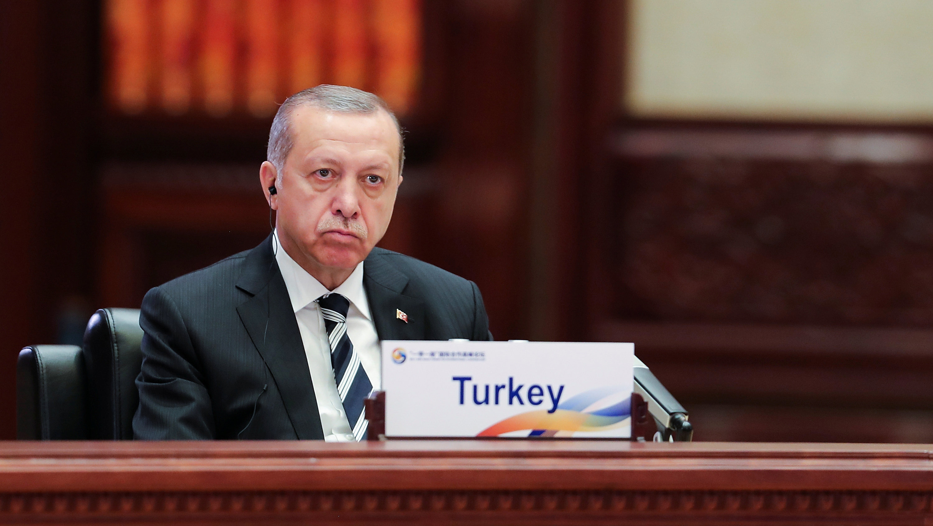 El presidente turco viajó a Washington tras participar en la Nueva Ruta de la Seda lanzada en China.