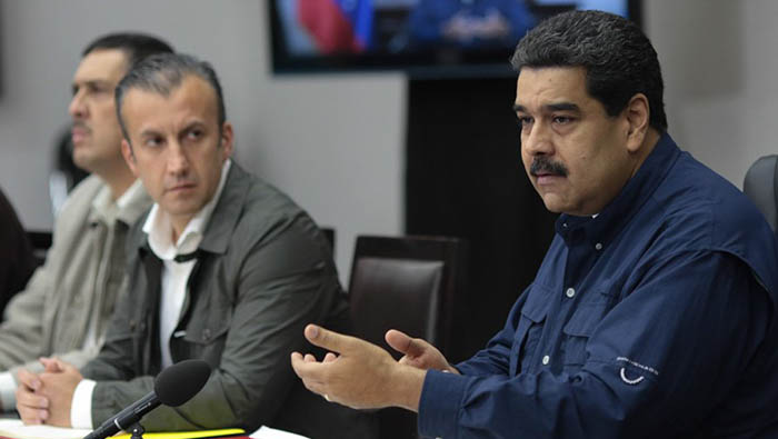 “Pese a algunos focos de violencia promovidos por la MUD y financiados por EE.UU., Venezuela sigue en paz y sigue trabajando”, agregó el mandatario.