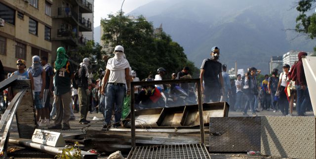 Los hechos violentos promovidos por la oposición venezolana han dejado más de 40 muertos y 900 heridos. 