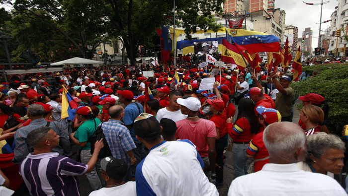 El pueblo venezolano expresa su apoyo a la propuesta de la Constituyente, pese a los intentos desestabilizadores de la derecha.