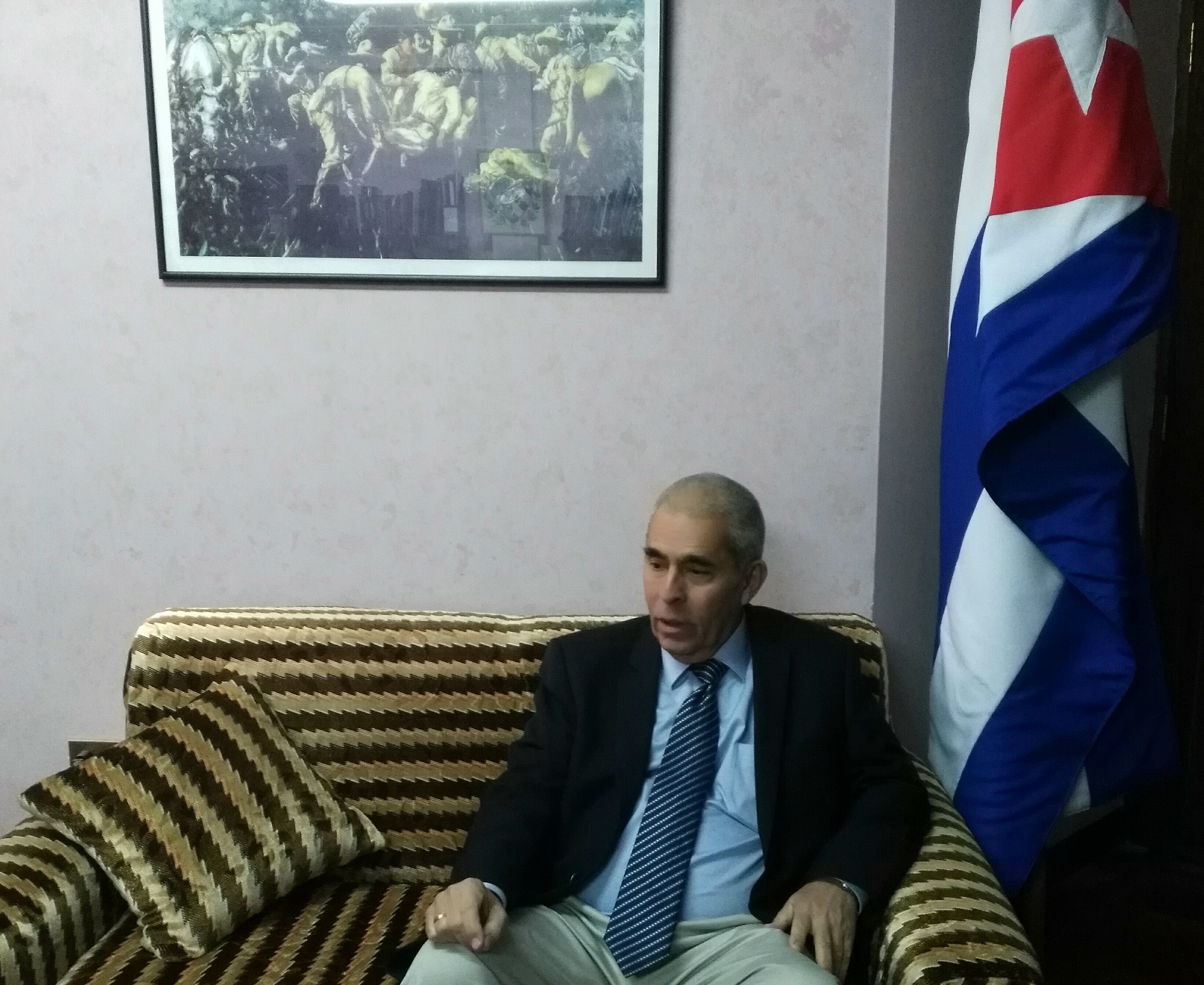El embajador de Cuba en Bolivia, Benigno Pérez, rechazó las acciones injerencistas de EE.UU. hacia Venezuela.