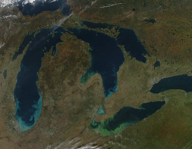 Vista aérea del Lago Ontario en Canadá.