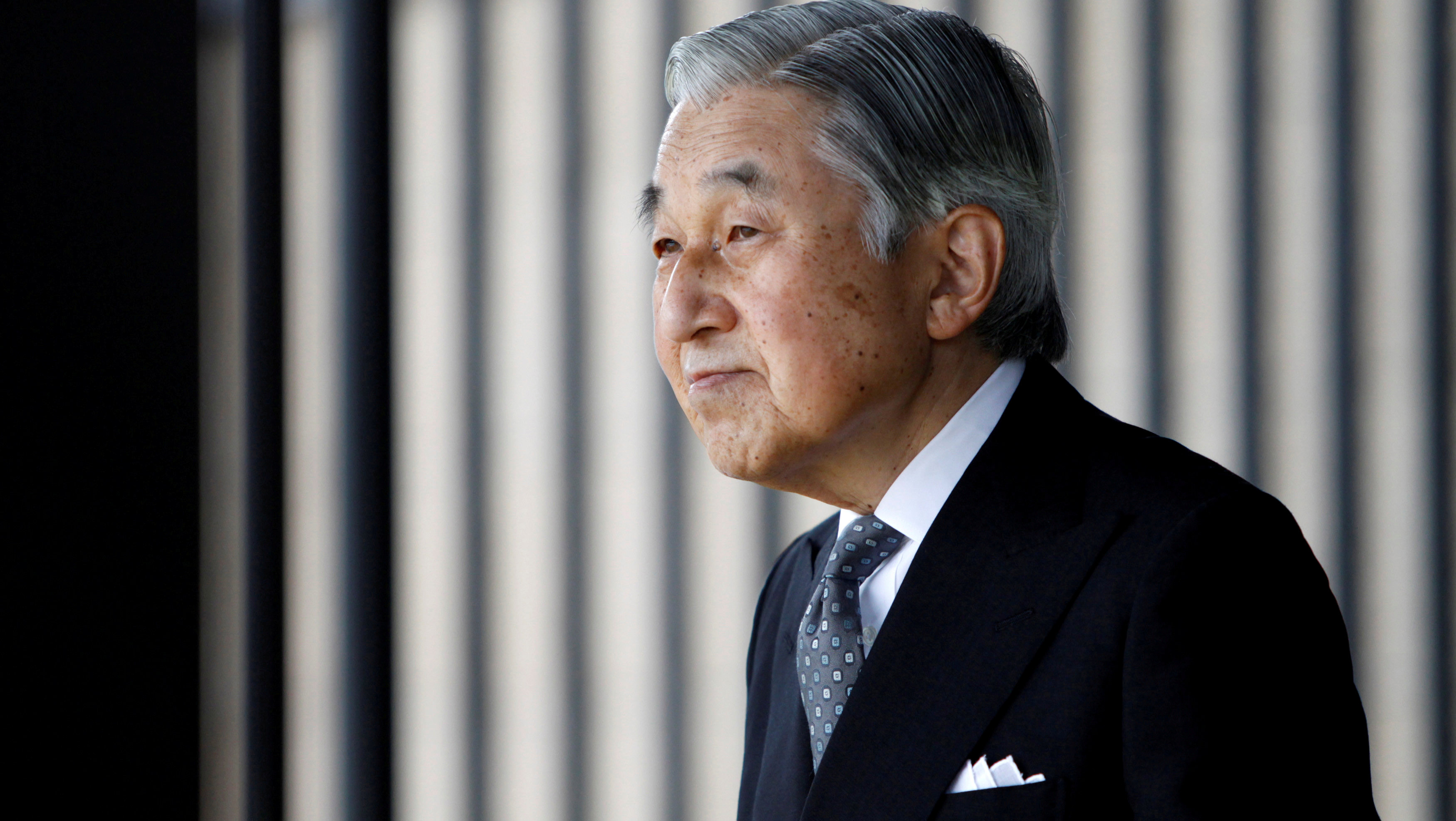 Mayor de 80 años y aquejado de salud, el emperador Akihito opta por dejar el trono.