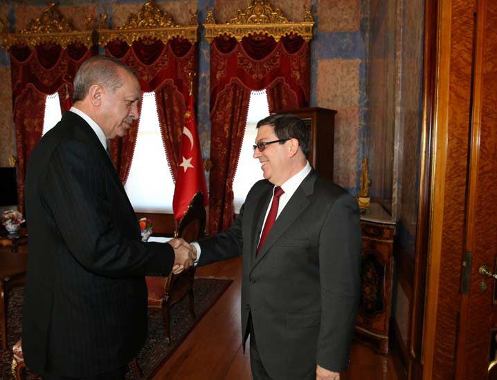 Turquía y Cuba cumplen en 2017 el 65 aniversario del establecimiento de relaciones diplomáticas.