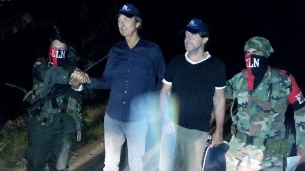 The two Dutch journalists were freed unharmed by the ELN, seen in a photo posted by the Ombudsman office.
