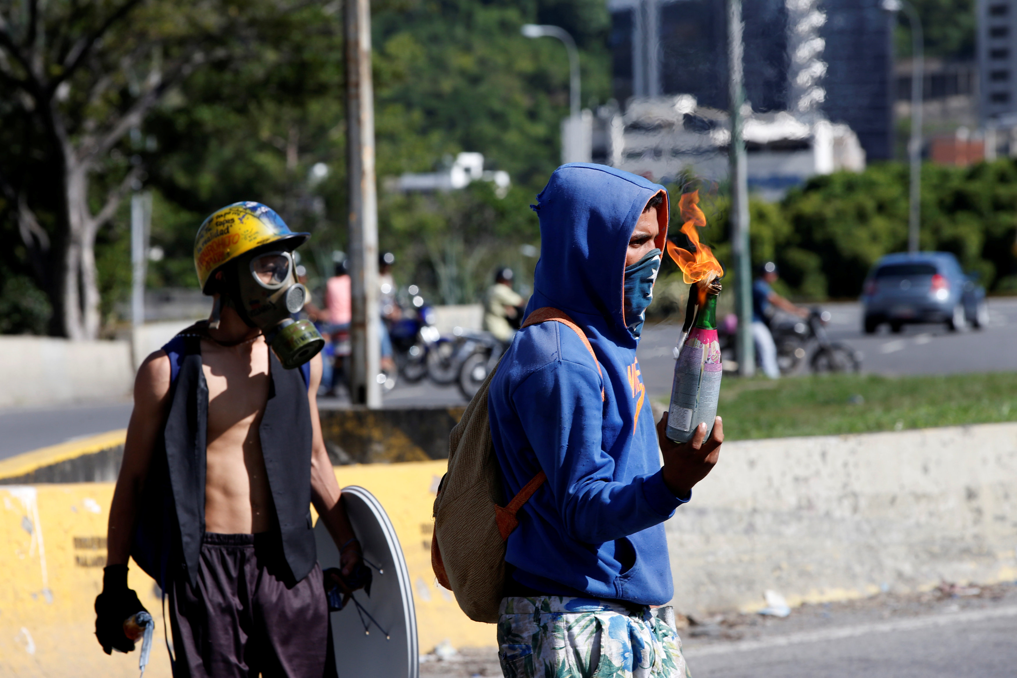 Un joven venezolano aseguró haber recibido diferente tipos de drogas, que la mayoría consumía en las manifestaciones de la oposición y los hacía 
