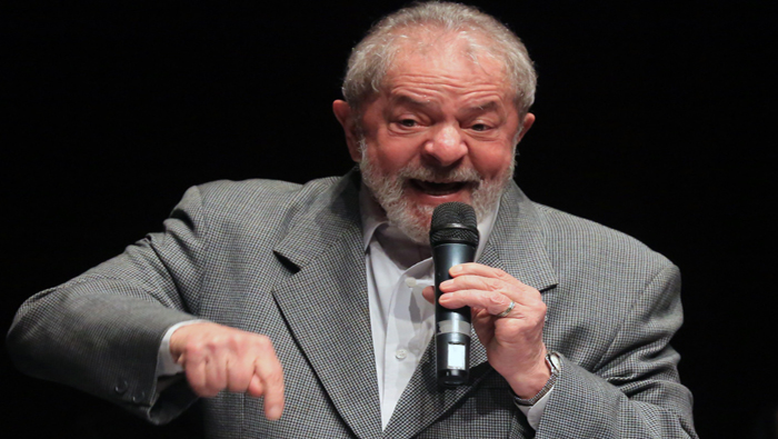 Lula fue condenado el 12 de julio a nueve años y medio de cárcel por supuestamente haber recibido un apartamento en Guarujá (estado de São Paulo).