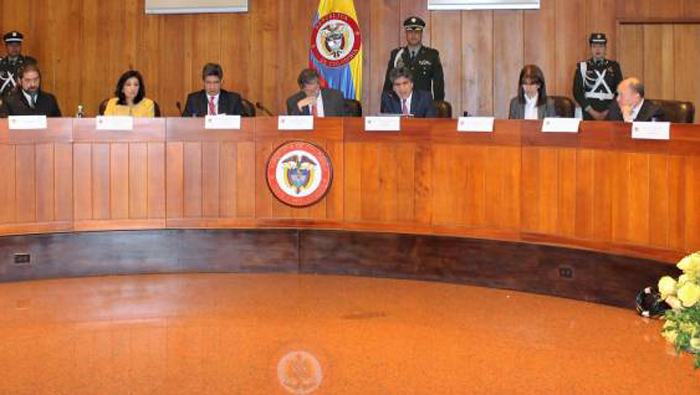 Se ordenó comunicar del inicio del trámite de nulidad de la sentencia al presidente de Colombia, Juan Manuel Santos.