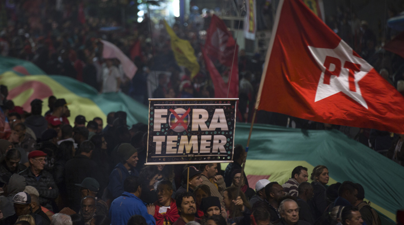 La presidenta constitucional de Brasil destituida en 2016, Dilma Rousseff, rechazó este jueves la orden del juez Sérgio Moro de bloquear los bienes del expresidente brasileño y reiteró que se trata de una persecución judicial.
