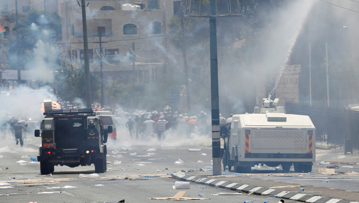 Israel impuso medidas de seguridad en la Ciudad Vieja de Jerusalén que desencadenó el pasado viernes en violencia.