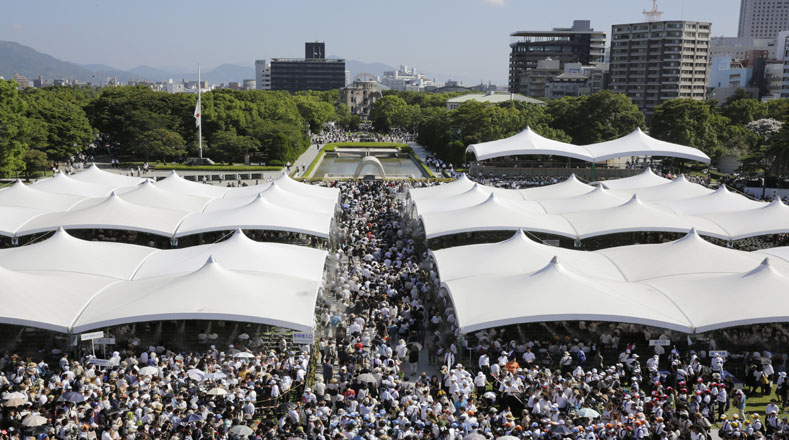 Al menos 50.000 personas acudieron este domingo al Parque Conmemorativo de la Paz.