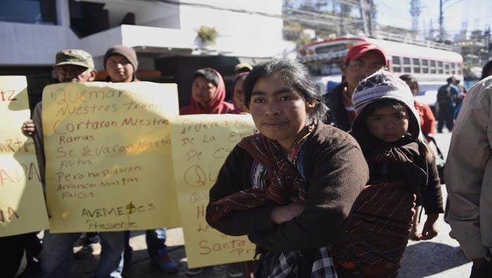 Los manifestantes advierten que la protesta puede mantenerse indefinidamente si el presidente Jimmy Morales no los atiende.