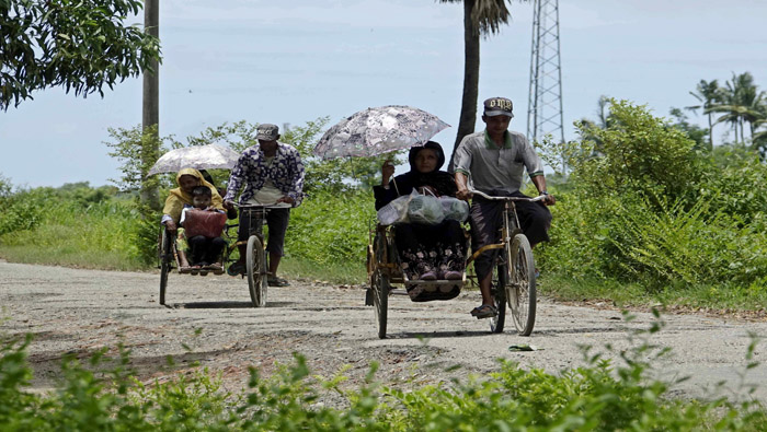 El desplazamiento de personas se desencadenó el pasado 25 de agosto tras el choque entre las fuerzas de seguridad birmanas y militantes rohingya.