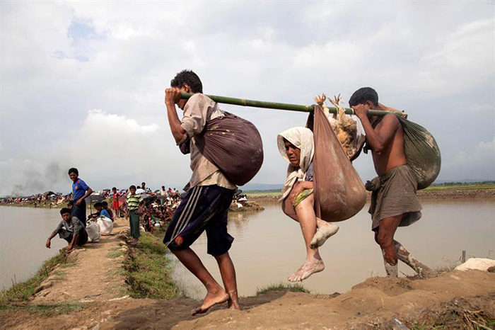 Actualmente, la población rohingyá es víctima de violencia, por lo que se han producido numerosos desplazamientos en los últimos días.