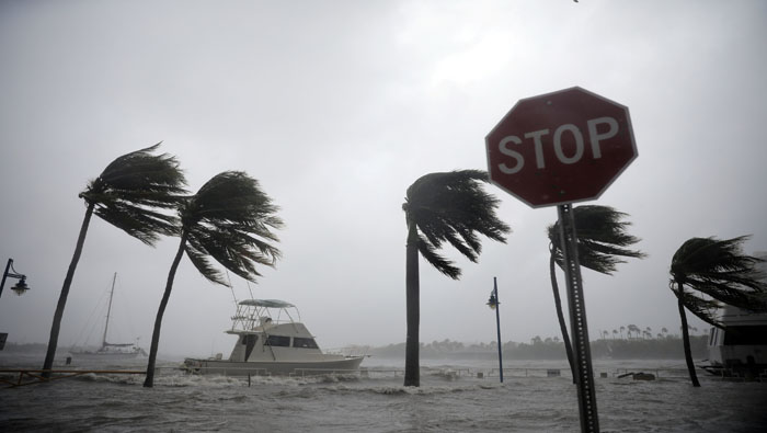 Irma ya ha dejado tres personas fallecidas tras su llegada al estado de Florida.
