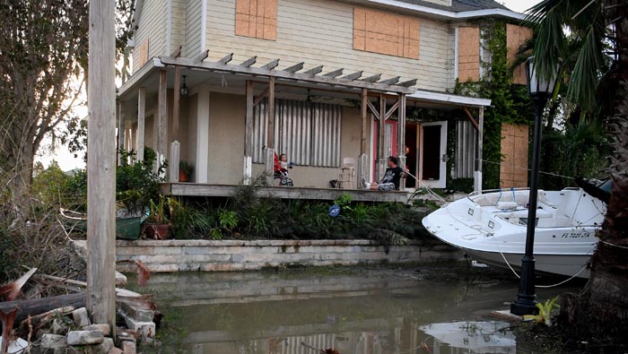En los Cayos de Florida murieron tres personas, esta zona fue la primera en recibir el impacto del huracán.